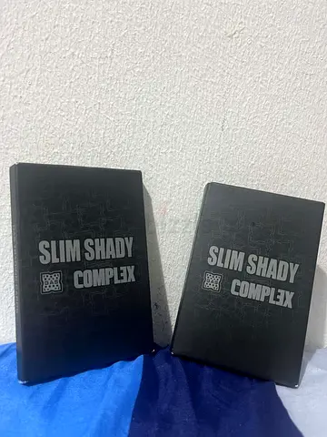 Eminem / SLIM SHADY GAS TRADING CARDS x COMPLEX / BLUE FOIL & BLACK FOIL HOLO