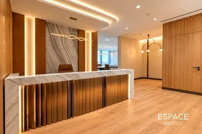 Luxury | Vacant on Transfer | Prime Location