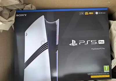 Brand new sealed PS5 Pro 2TB - PS5 Pro (White) in box