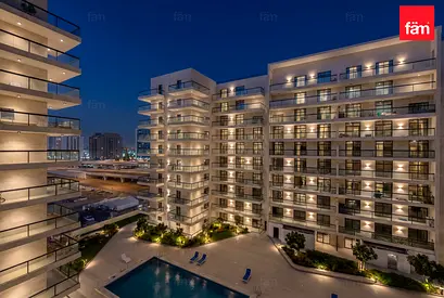UNFURNISHED I BRAND NEW I POOL VIEW