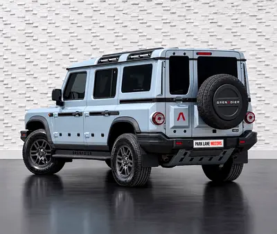 GRENADIER | AGENCY WARRANTY | FULL DEALER SERVICE HISTORY | IMMEDIATE AUTO LOAN | GCC-2