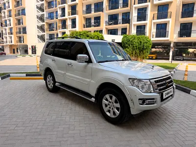 2018 Mitsubishi Pajero GLS Midline 3.0 V6 | GCC | 133,000 km | 7-Seater