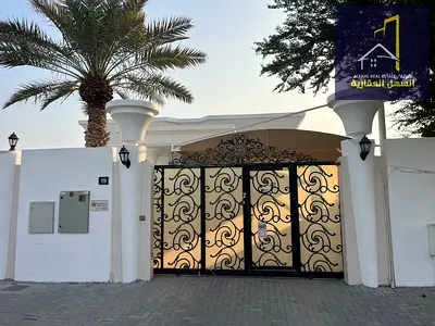 فيلا واسعة للإيجار السنوي في الخزامية – الشارقة فرصة مميزة للعائلات الباحثة عن المساحة والراحة والخصوصية، فيلا بموقع حيوي في منطقة الخزامية، تجمع بين