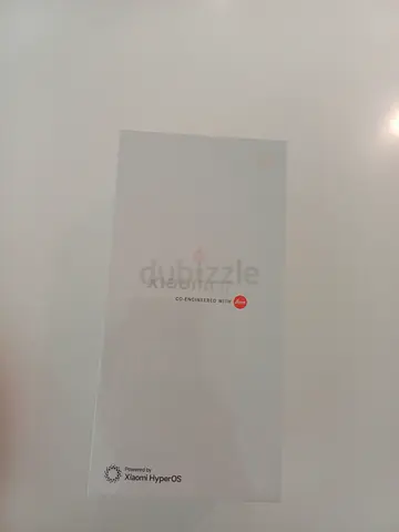 Xiaomi 17 512GB venture grewn box (sealed) - original packaging. New Phone bought in UAE.
