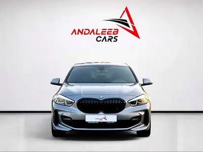 2022 BMW 1-SERIES photo 2