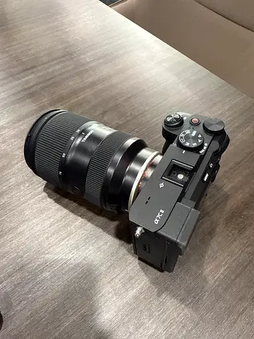 Sony a7CII mirrorless camera with 28-75 tamron zoom lens new one