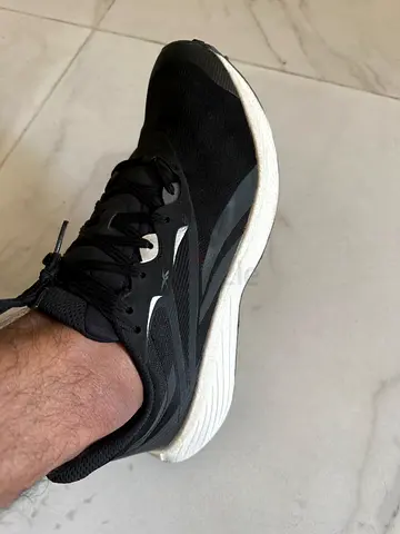 Reebok Running Shoes - US 10.5 / EU 44 - Excellent Condition