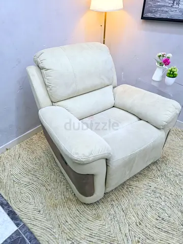 Light Beige Single-Seat Recliner Sofa - Comfortable Armchair
