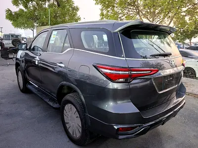 2026 Toyota FORTUNER — миниатюра 15