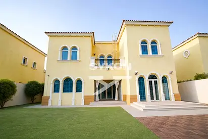 3 Bedroom Compact Villa | Vacant | Prime Location