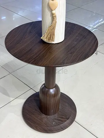 Small Round Side Table / Pedestal Accent Table - Dark Wood Finish