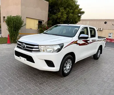 Toyota Hilux 2017 Double Cab 4x2 GCC Specs
