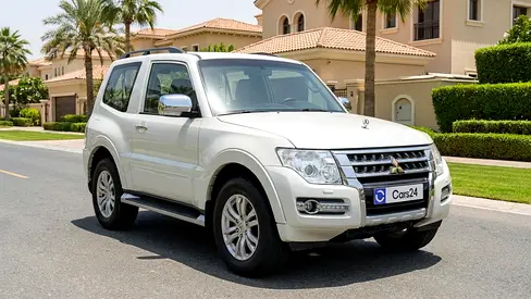 AED 862/m | 0 DP | Free 3 Months Warranty | Service History | 30 Day Return | MITSUBISHI PAJERO 2018