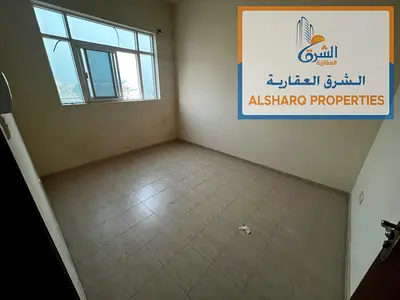 غرفة وصالة البستان مساحة كبيرة موقع مميز قريب جدا من مرسي عجمان وقريب من محطة الباص وجميع الخدمات