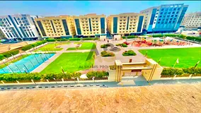 Close to park | 12 cheques payments | upgraded | with Parking 33k