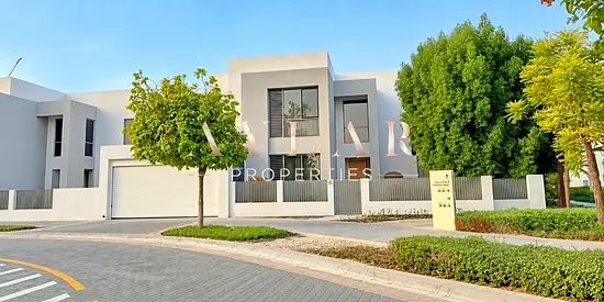 Corner Plot | Pool & Driver’s Room