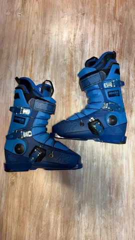K2 Revolve 90 alpine ski boots for sale.