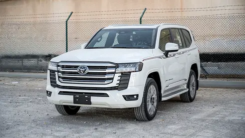 Toyota Land Cruiser  GXR 4.0L 2026 Full Option GCC Specs