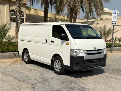 2023 Toyota Hiace GLX GCC Specs