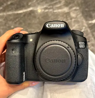 Canon EOS 60D DSLR Body - Good Condition