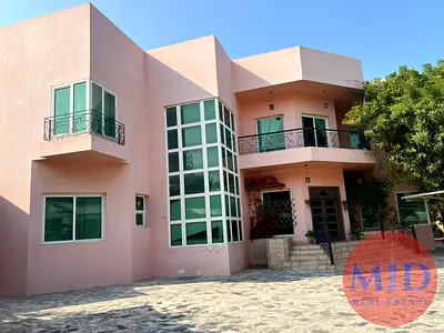 Commercial Villa for Rent/ Umm Al Sheif Road