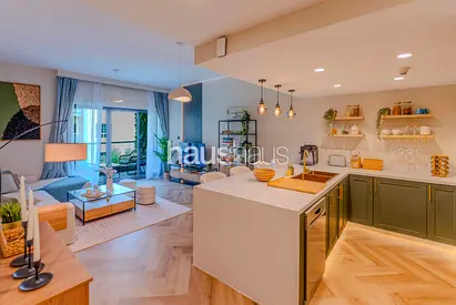 Bright | Spacious | Chiller Free