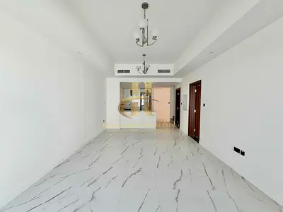 Middle Unit - Ready To Move - 4BHK+ Maid