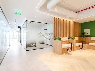 Spacious Layout |Great Connectivity| Vacant Office