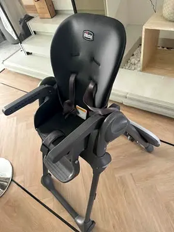 Chicco POLLY 4-in-1 Adjustable High Chair - BRAND NEW!
