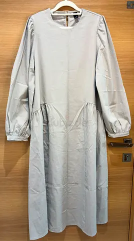 Light grey long puff-sleeve midi dress
