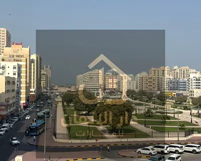 فرصة ذهبية للإيجار شقة غرفة وصالة منطقة الرولة موقع جميل مقابل حديقة الرولة