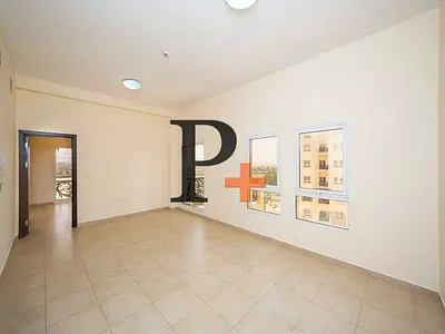 Spacious Closed Kitchen | Apartment | High Floor