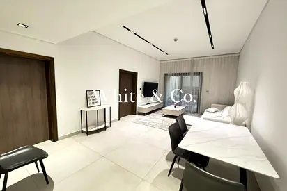 Vacant | 1 Bedroom + Study | Exclusive