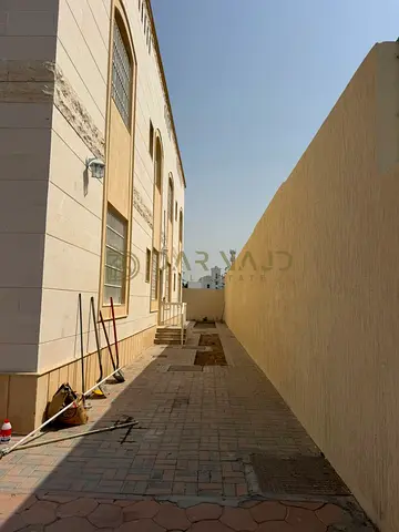 Specious 7BHK villa for rent - Al Nukhailat area
