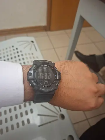 Watch casio water resist 100m