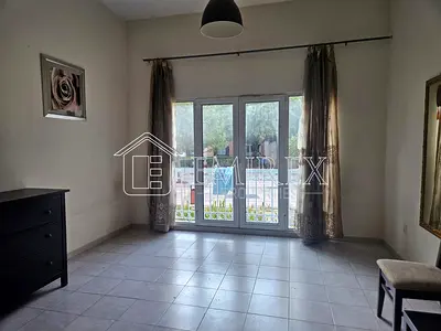 Spacious & Bright | Close to Amenities | Studio