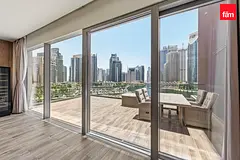 Duplex | Panoramic Marina View | Vacant
