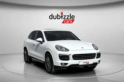 AED 1518/month | 2017 Porsche Cayenne  | GCC Specs | Ref#536109
