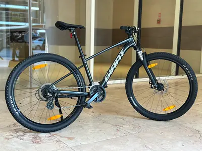 Giant Talon 4 Mountain Bike – Excellent Condition | AED 1,750