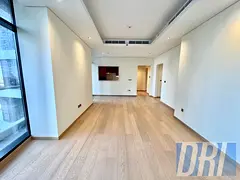 Spacious and bright | large Layout | Prime location
