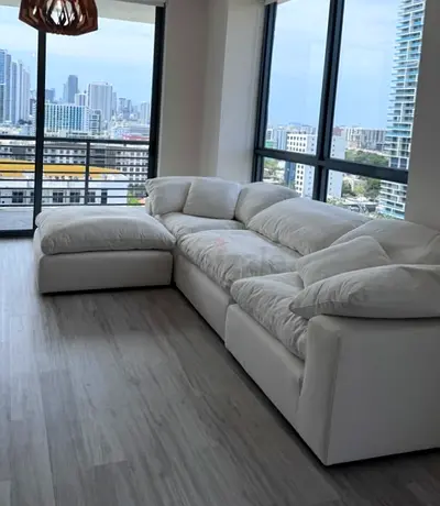 Comfortable fulfy 4 seater Sofa with ottamn