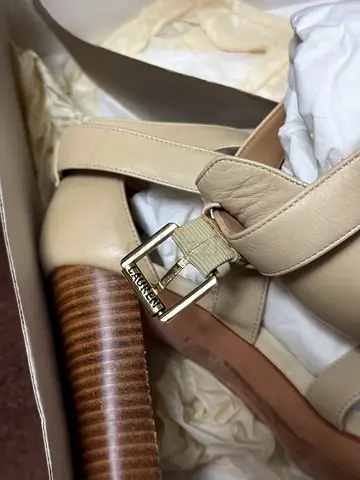 Kareena parchment Beige leather heeled sandals with ankle strap (women's) - good condition