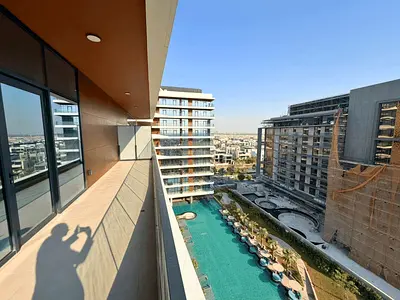 Spacious layout | mid floor | new apartment