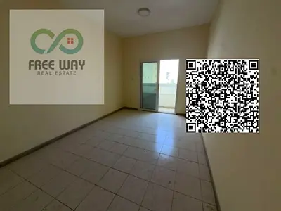 غرفتين وصالة للإيجار السنوي في الراشدية – عجمان فرصة مميزة للسكن في شقة بمساحة ممتازة وموقع عملي في منطقة الراشدية بعجمان، بجوار مطحنة هاشم، وتتميز ا
