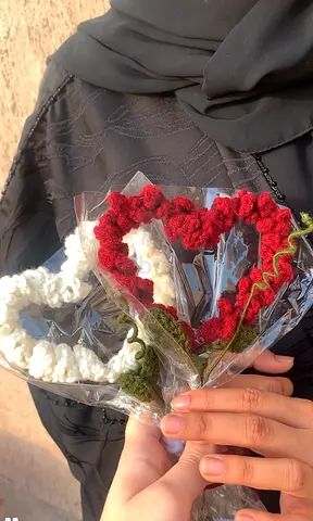 Handmade Crochet Heart Bouquet - Small Decorative Gift