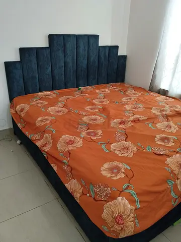 Bed for Sale – Urgent Sale, Available for Immediate Pickup!