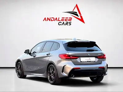 2022 BMW 1-SERIES photo 7