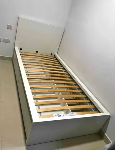 Ikea Malam single bed with IKEA mattress 90×200cm and 2 storage drawe
