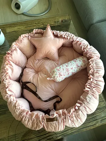 Soft Bibena Nova Pink Baby Nest / Lounger with Cushions - unused.