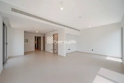 UPGRADED | INTERNAL | CLOSED KITCHEN